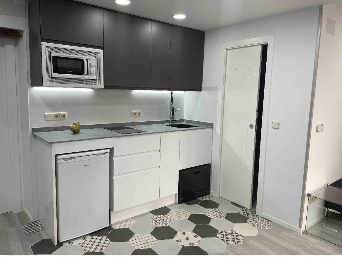 Madrid Villa Suites Bianco Εξωτερικό φωτογραφία