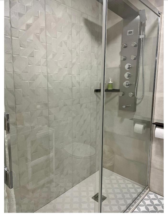 Madrid Villa Suites Bianco Εξωτερικό φωτογραφία