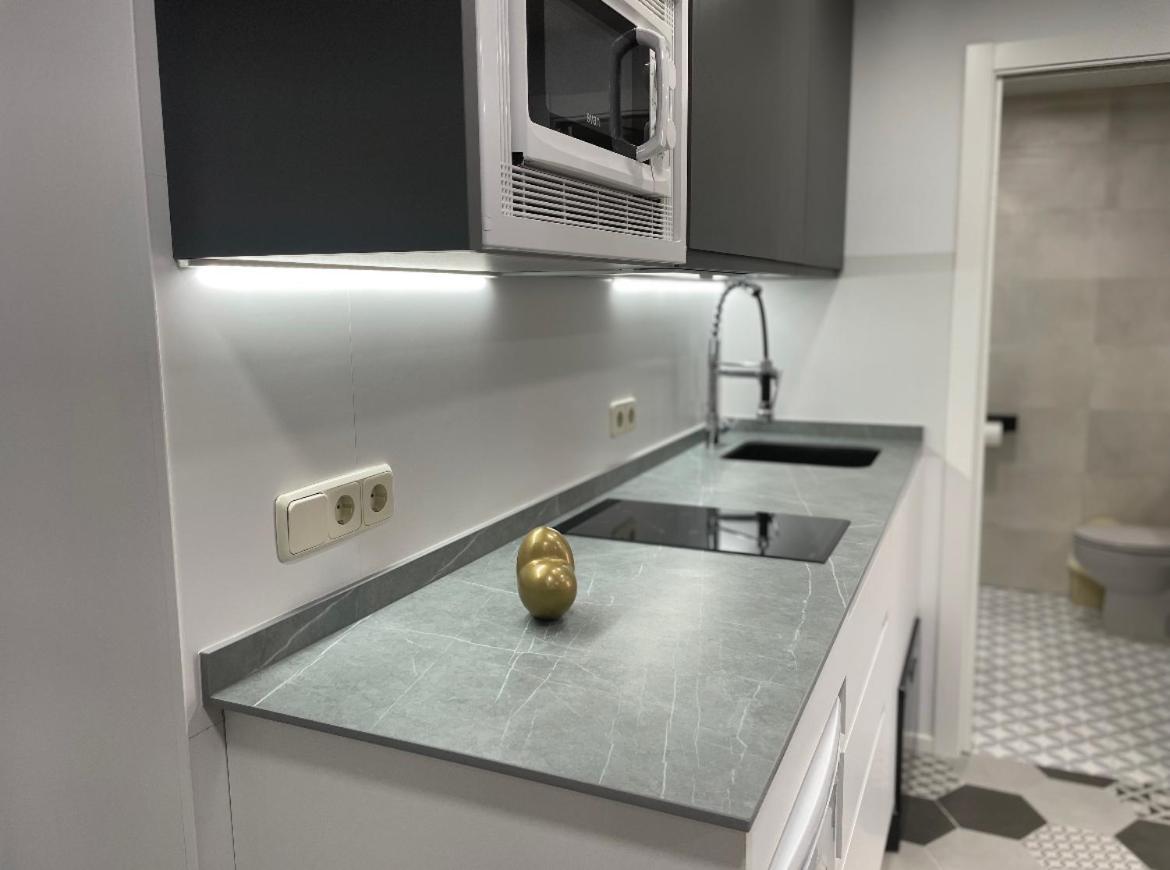 Madrid Villa Suites Bianco Εξωτερικό φωτογραφία