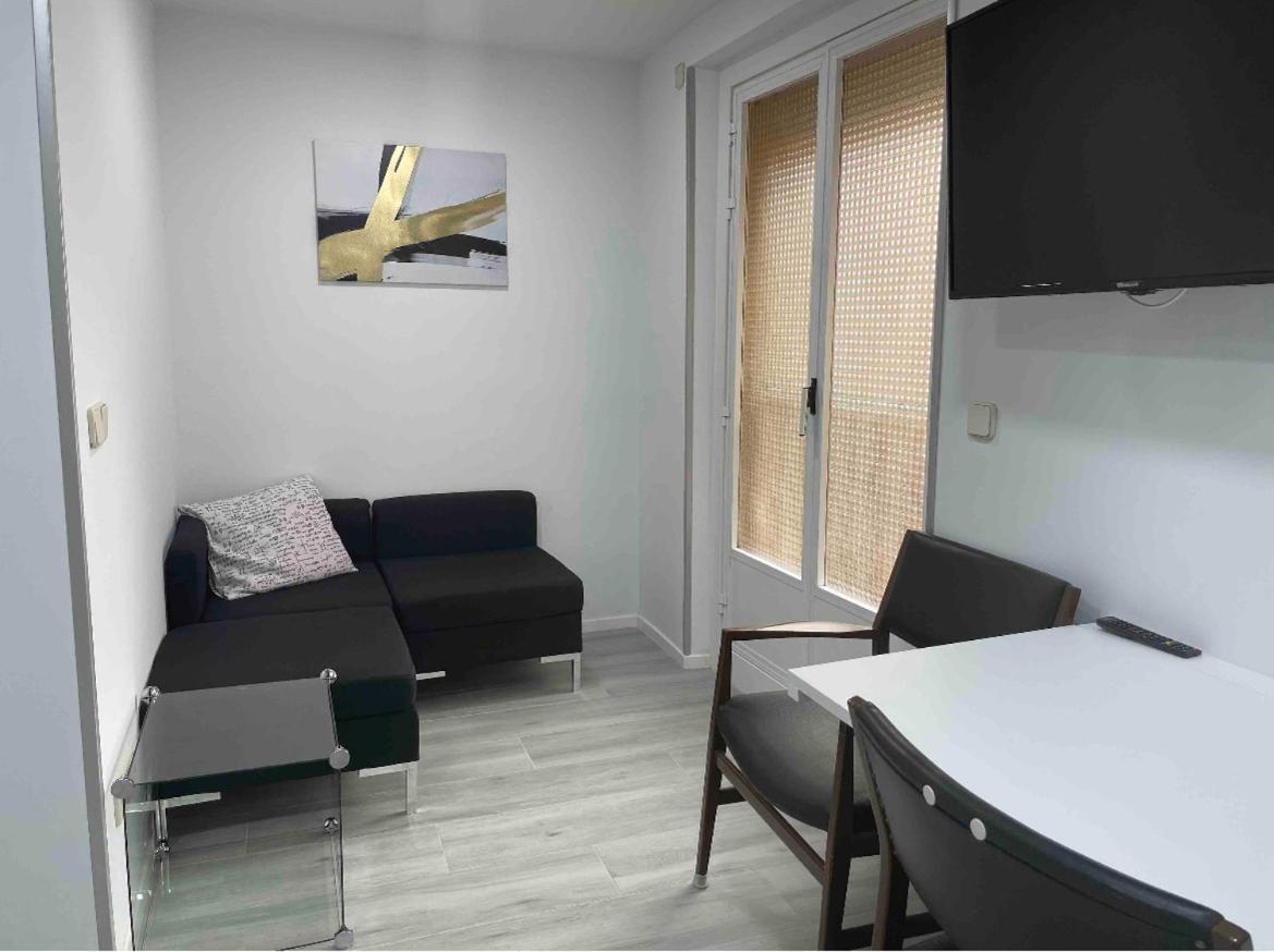 Madrid Villa Suites Bianco Εξωτερικό φωτογραφία